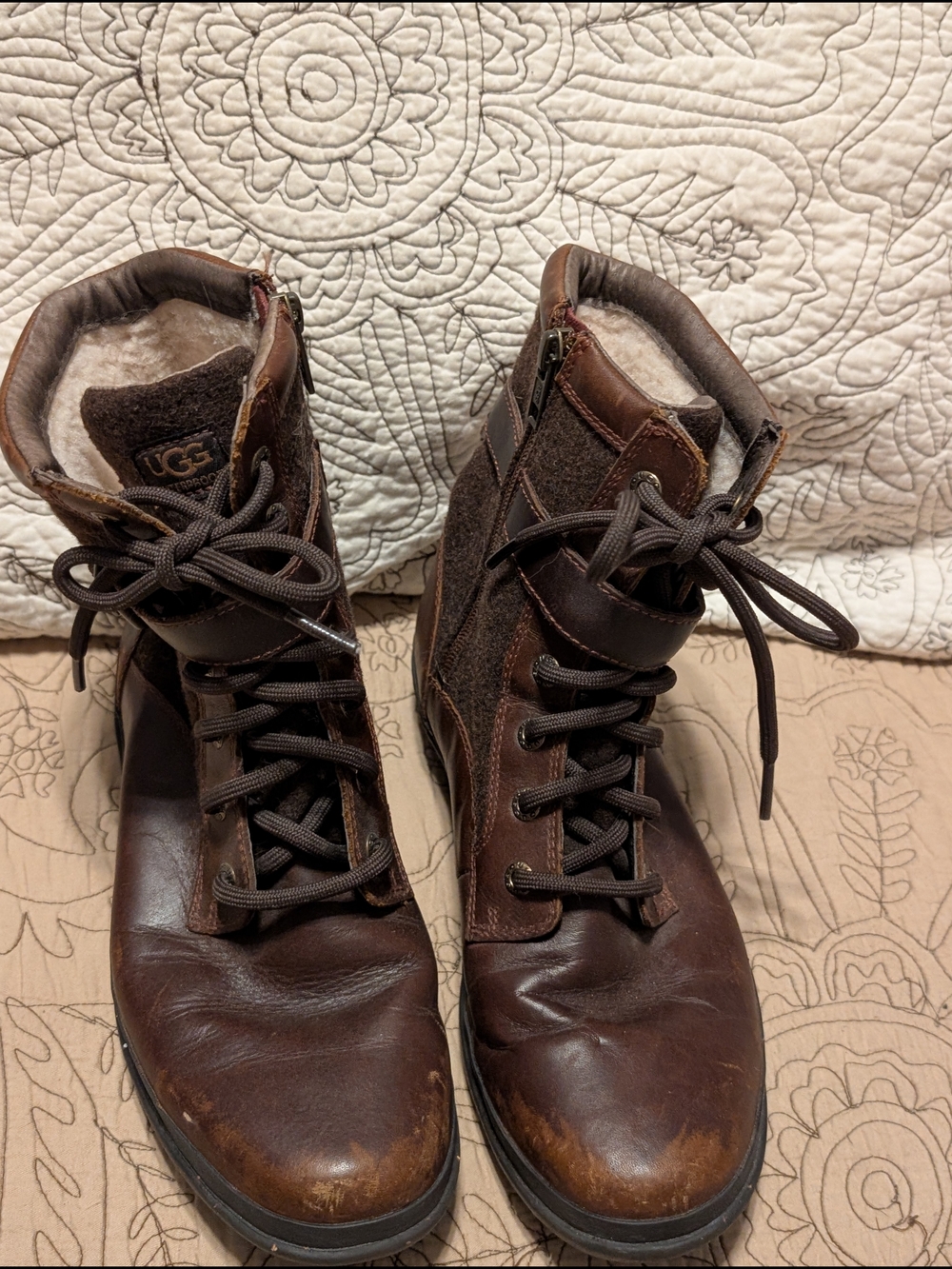 UGG Women's Kelsey Dark Brown Leather & Suede Lace-Up Boots